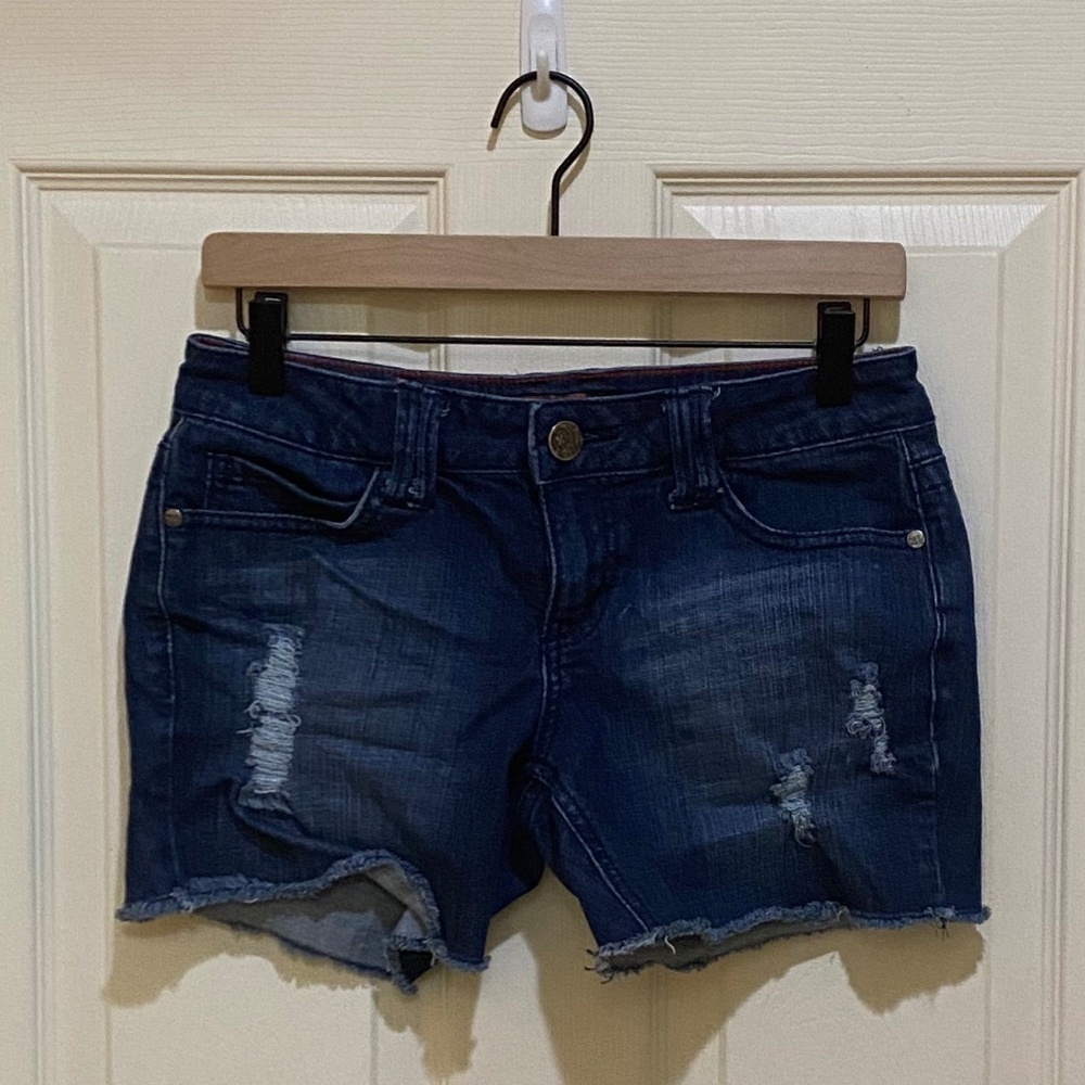 RSQ-Distressed Denim Shorts-Size‎ 7